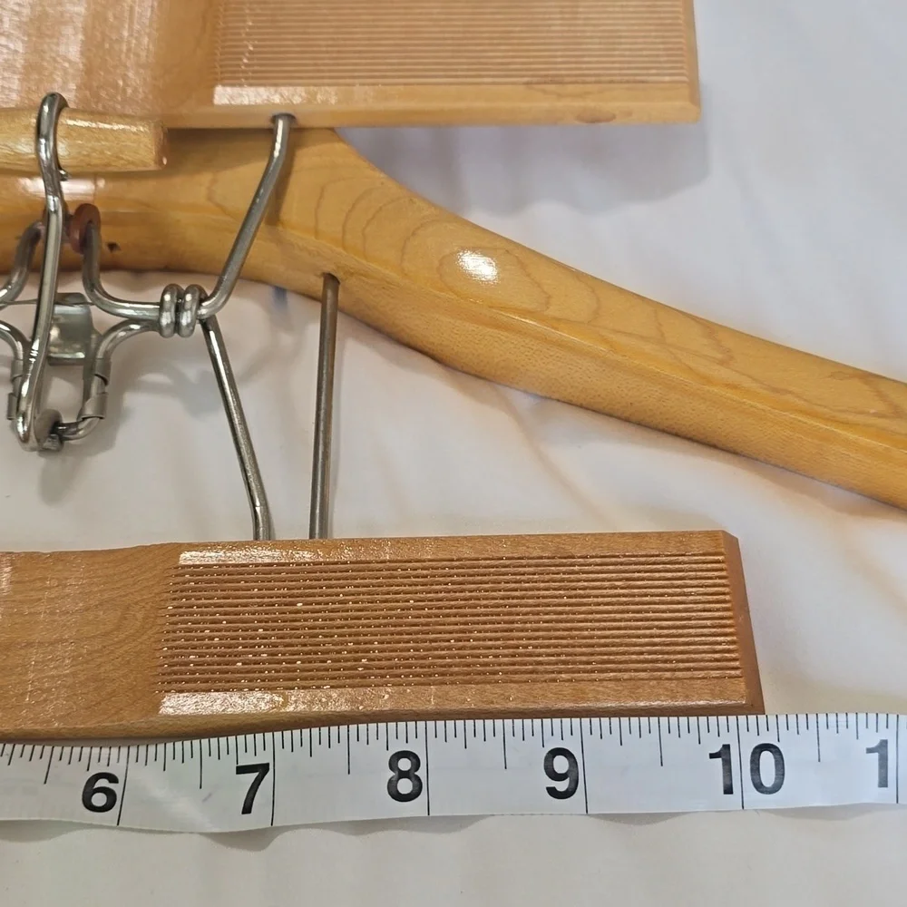 Setwell Vintage Wooden French Collar Deluxe Suit Hanger with Pant Clamp